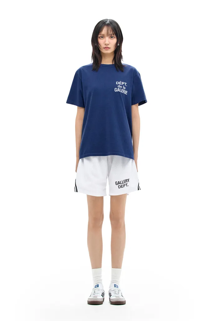 GALLERY DEPT. VENICE COURT SHORTS English mesh shorts Logo webbing wide-leg basketball shorts Black and white S-XL Original molding Loose wide-leg version American boys' first choice Breathable mesh fabric Superimposed soft material inside Comfortable and easy to match Custom-woven original consistent webbing/main mark/component wash mark Details are enlarged to follow